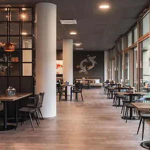 - The Niu Tab Main Station By Ihg Düsseldorf